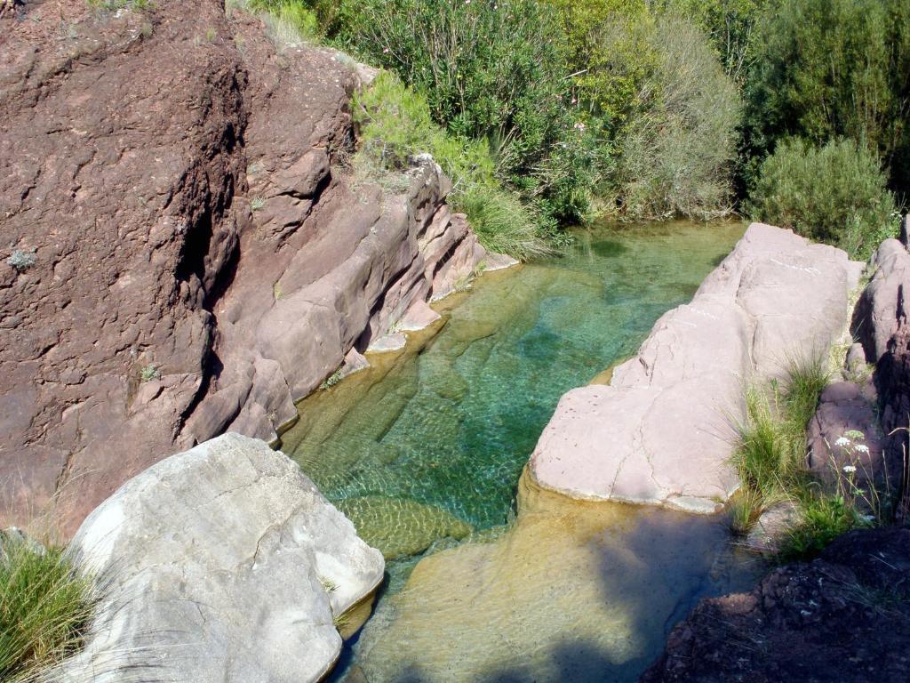 Hotel Restaurante Vinas Viejas Fuentes de Ayodar Екстер'єр фото