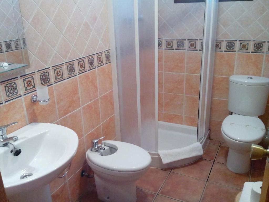 Hotel Restaurante Vinas Viejas Fuentes de Ayodar Екстер'єр фото