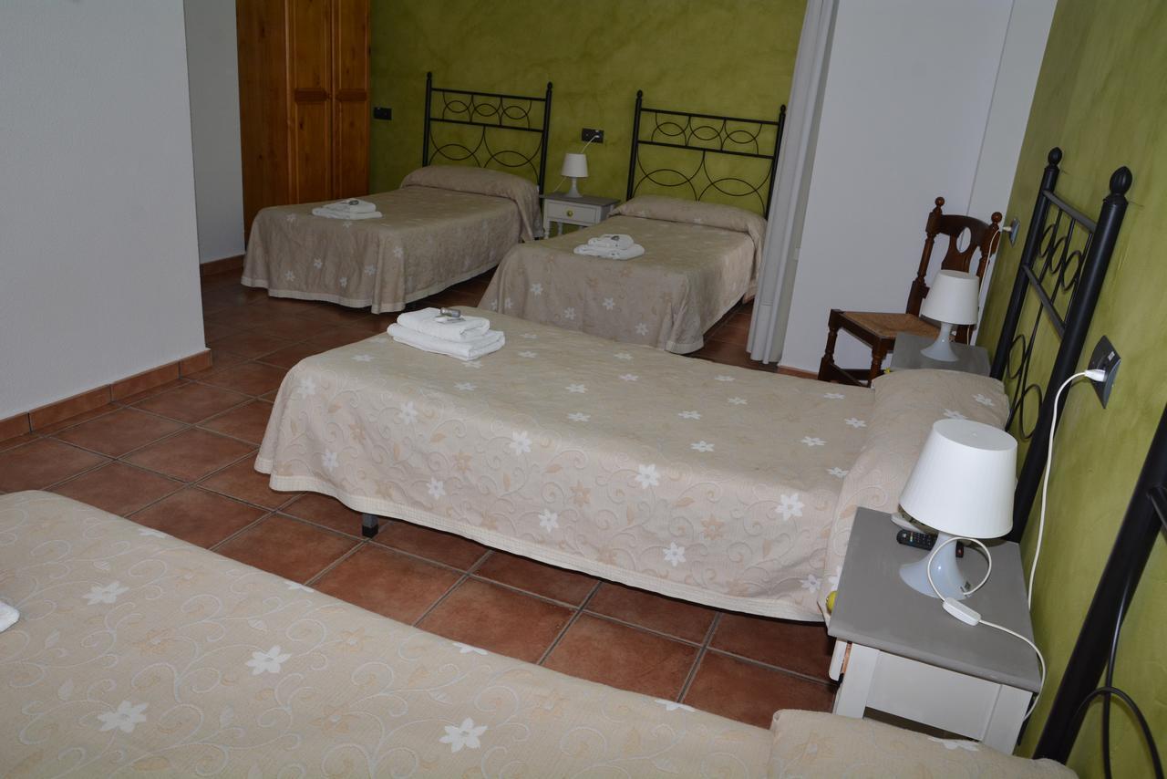Hotel Restaurante Vinas Viejas Fuentes de Ayodar Екстер'єр фото